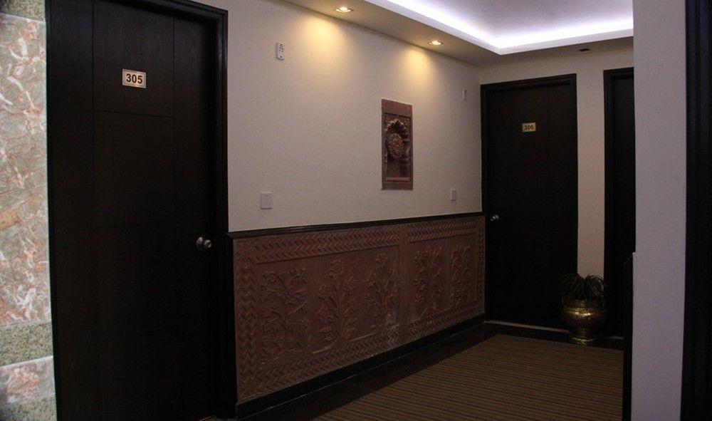 Oyo Flagship Hotel Rudra Palace Agra (Uttar Pradesh) Exterior foto