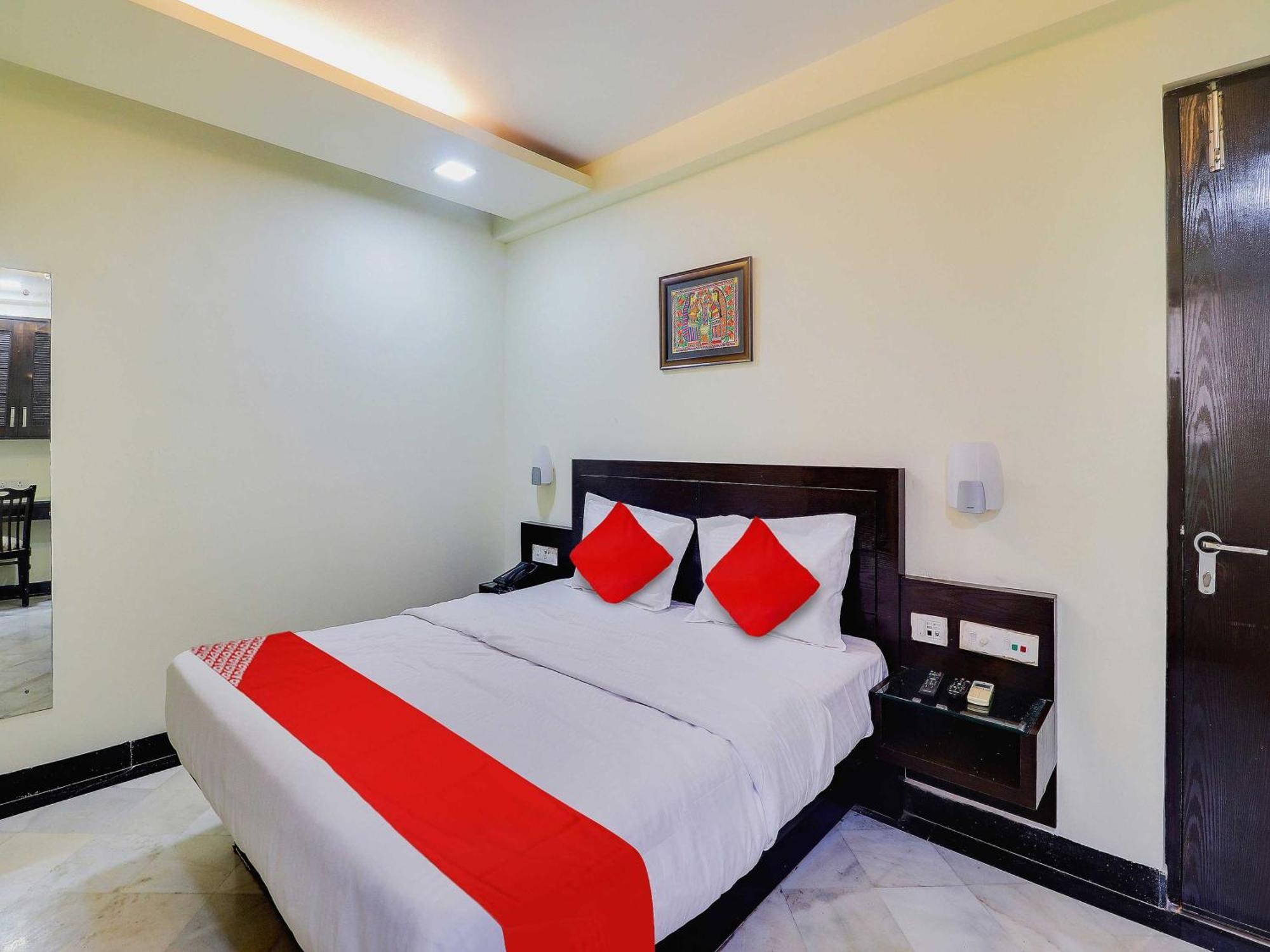 Oyo Flagship Hotel Rudra Palace Agra (Uttar Pradesh) Exterior foto