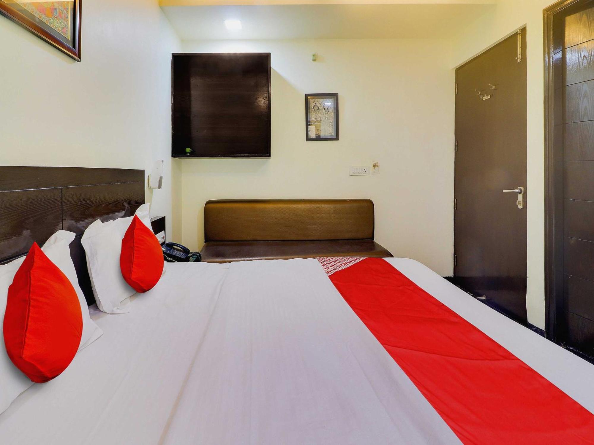 Oyo Flagship Hotel Rudra Palace Agra (Uttar Pradesh) Exterior foto