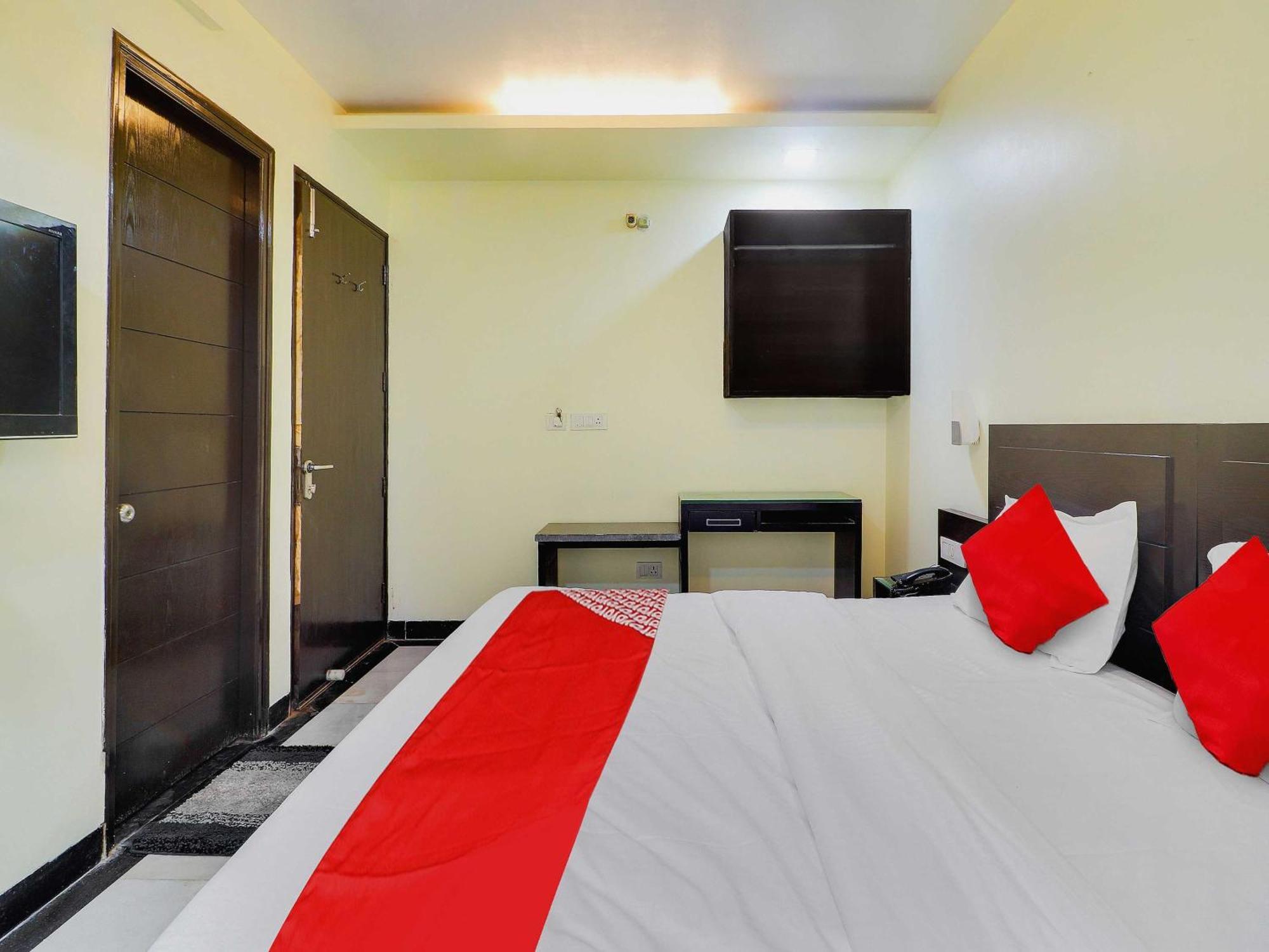 Oyo Flagship Hotel Rudra Palace Agra (Uttar Pradesh) Exterior foto