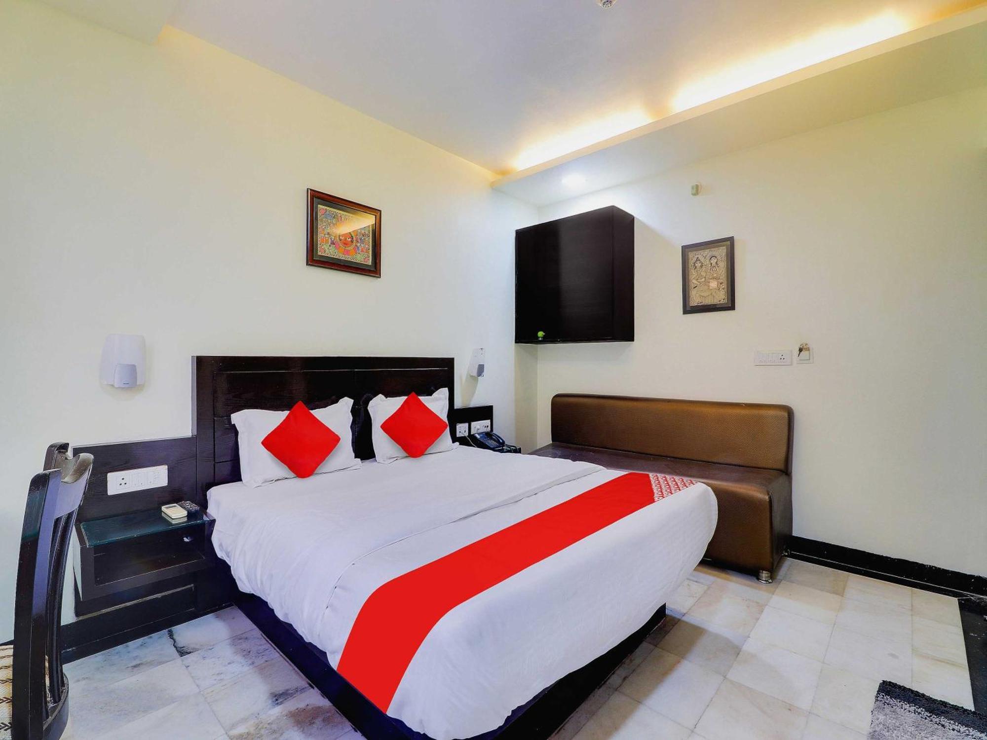 Oyo Flagship Hotel Rudra Palace Agra (Uttar Pradesh) Exterior foto