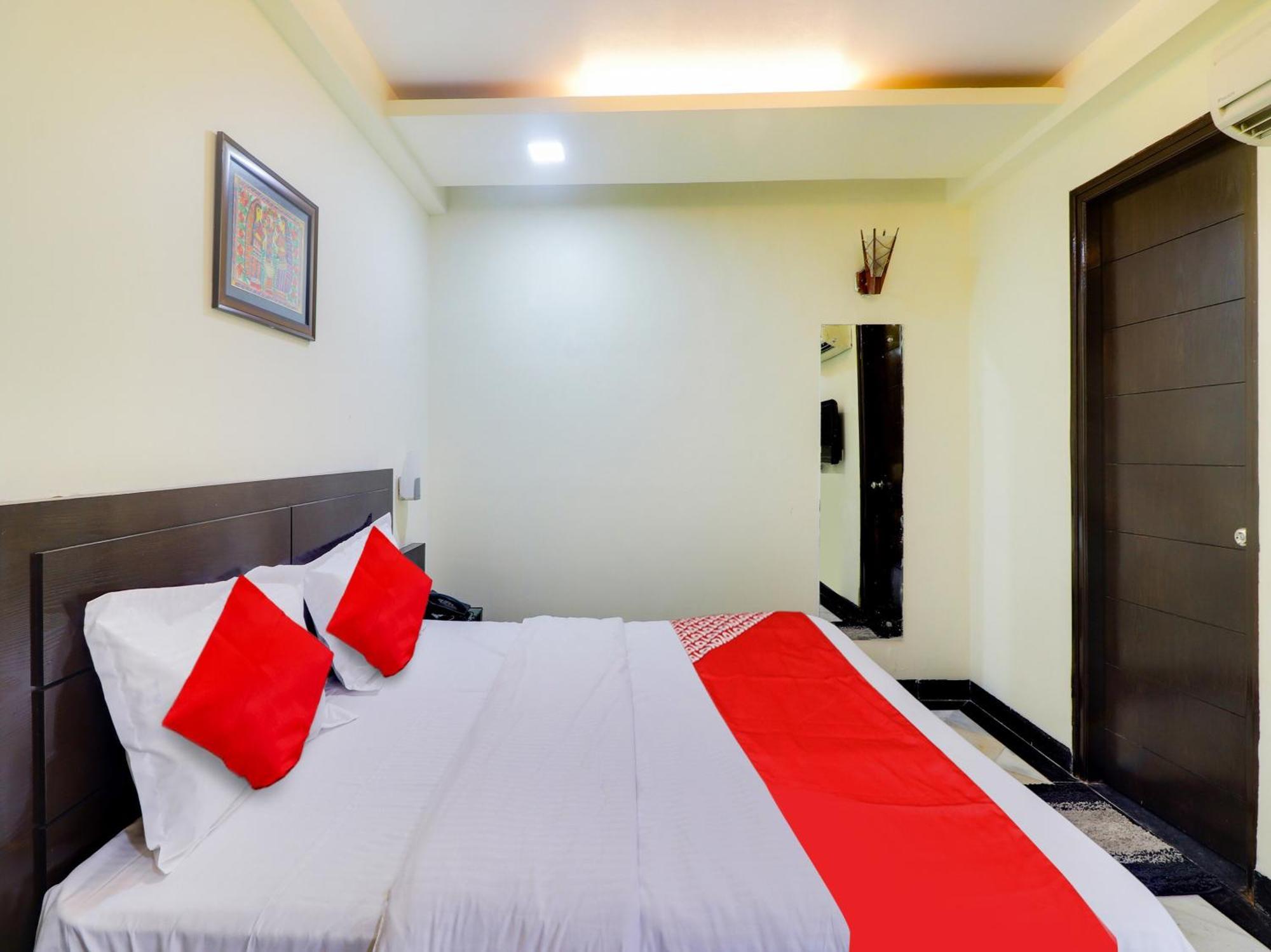 Oyo Flagship Hotel Rudra Palace Agra (Uttar Pradesh) Exterior foto