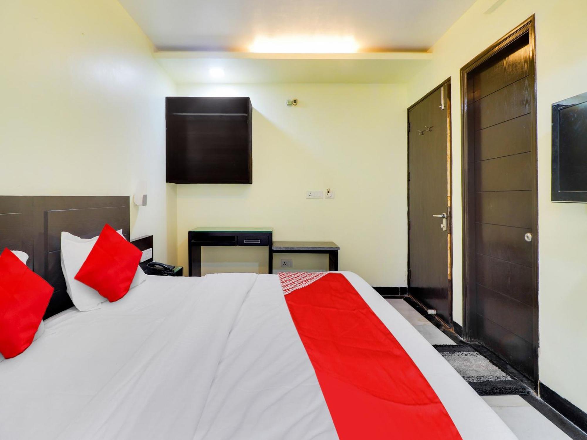 Oyo Flagship Hotel Rudra Palace Agra (Uttar Pradesh) Exterior foto